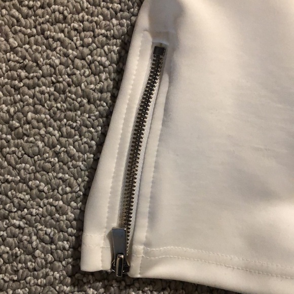 t shirt with ZIPPERS ON SIDE - Picture 2 of 6